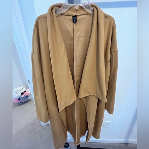 Gold Sweater overlay - Picture 3 of 6